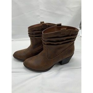 AZ Gianna Ankle Boots Sz 8M Brown